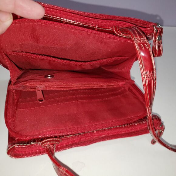 Purse Crossbody Hipster Red Vinyl 7"×6.5"×1.5" - Picture 7 of 9